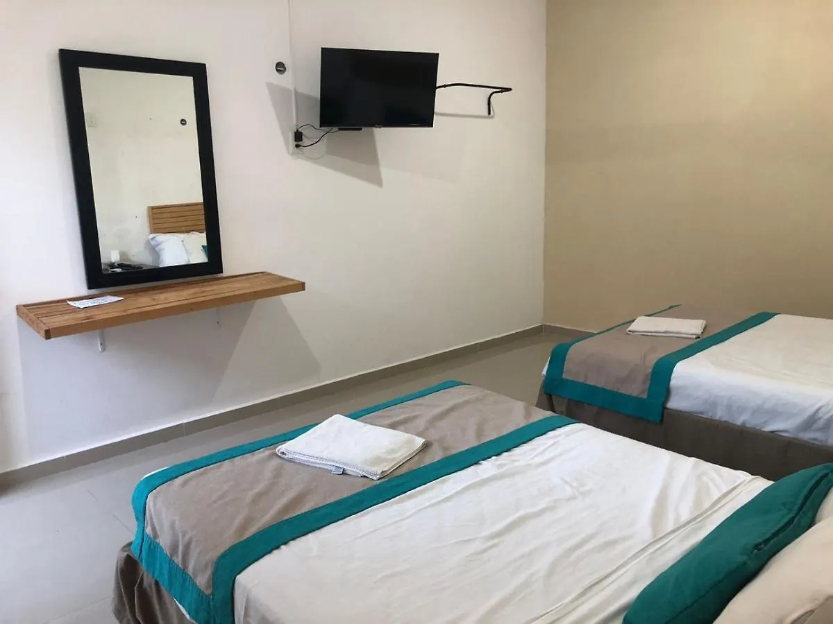 Hotel D'Atyi 10 Avenue Playa del Carmen Inn