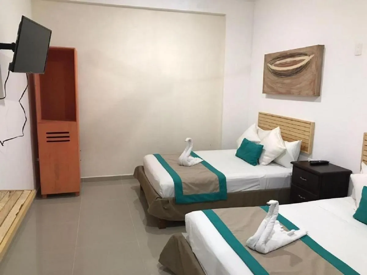 Hotel D'Atyi 10 Avenue Playa del Carmen