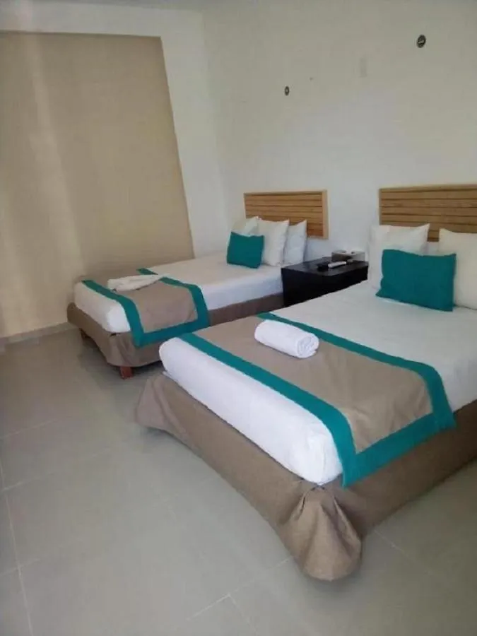 Hotel D'Atyi 10 Avenue Playa del Carmen Inn
