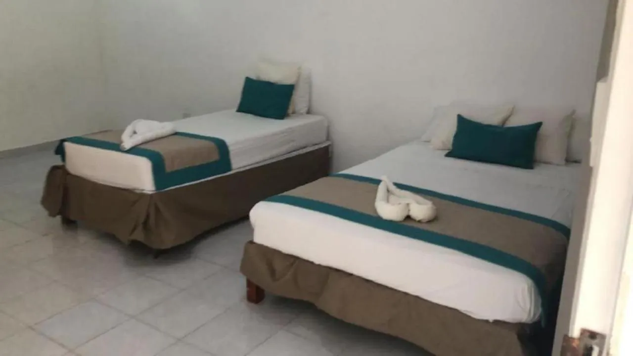 Hotel D'Atyi 10 Avenue Playa del Carmen Inn